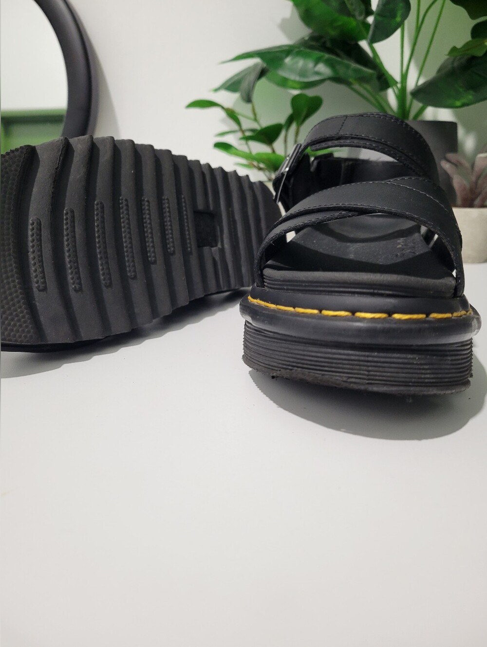 Dr. Martens | Voss II Athena Leather Strap Sandals (6) - Picture 11 of 13